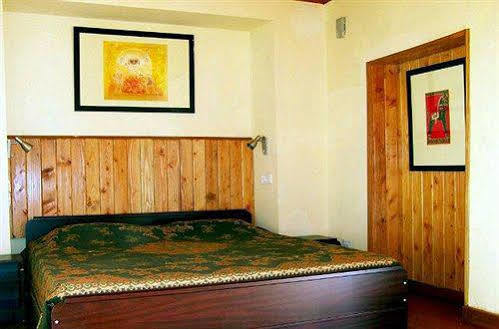 Hotel Emerald Heights Mussoorie Ngoại thất bức ảnh